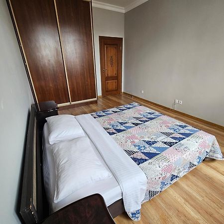 Ernaz Plus Apartments-Expo-Boulevard Astana Zewnętrze zdjęcie